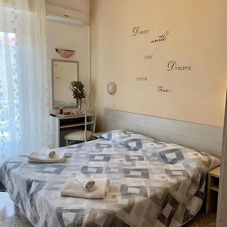 New Cirene Triple For 3 People Full Package Maison d'hôtes