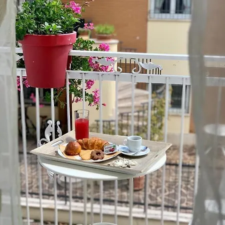 بيت ضيافة New Cirene Triple For 3 People Full Package